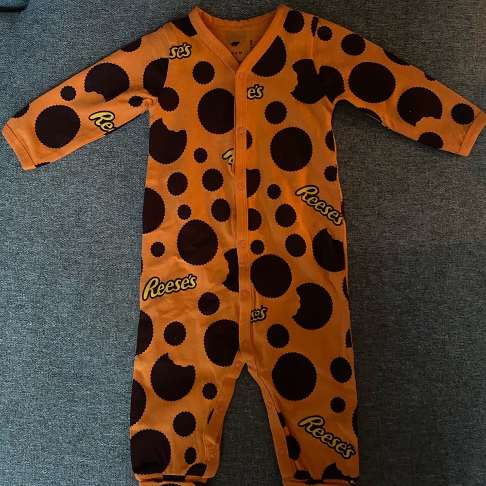 Reese's Orange and Black Kids Footie